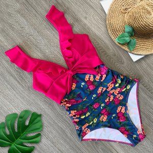 Deep-V One Piece Swimsuit 2021 New
